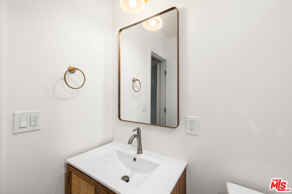 614 Romulo Street - Photo 13