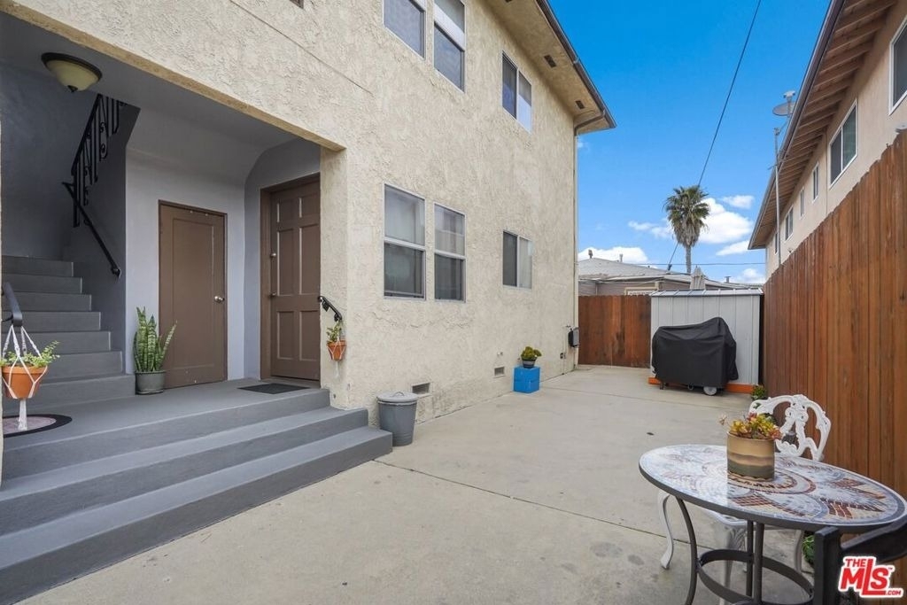 11810 Felton Avenue - Photo 18