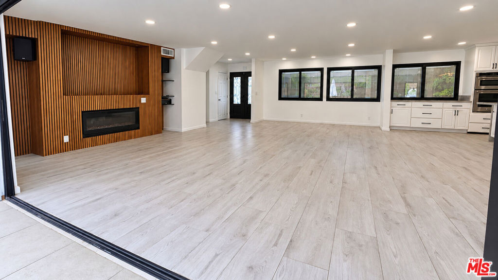 5308 Blanco Avenue - Photo 6
