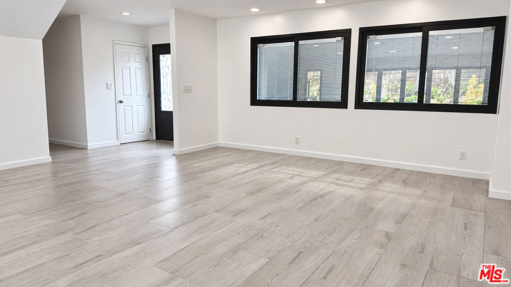 5308 Blanco Avenue - Photo 11