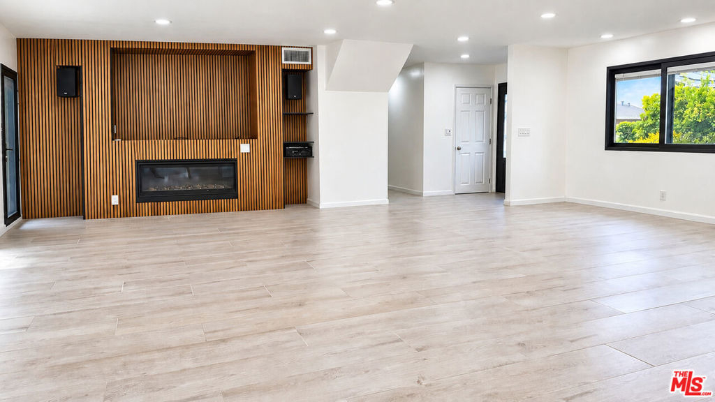 5308 Blanco Avenue - Photo 9