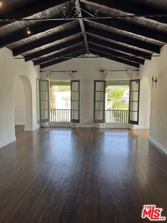 8210 Willoughby Avenue - Photo 1