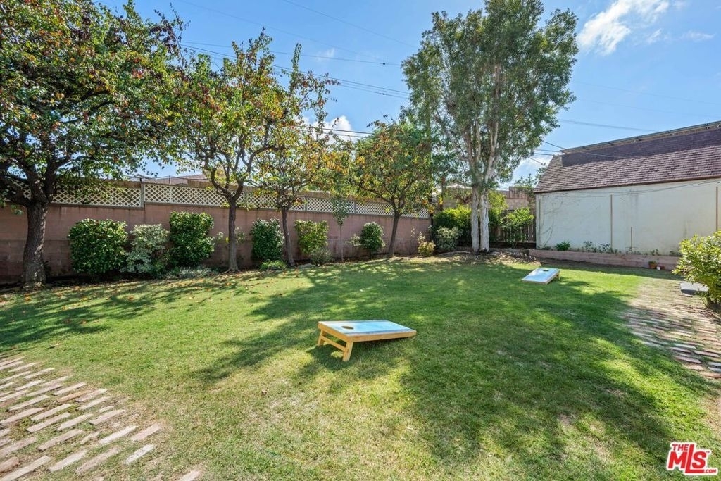 6112 W 77th Street - Photo 27