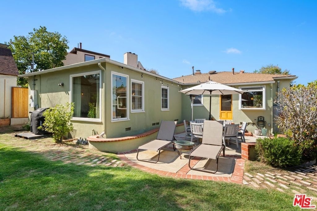 6112 W 77th Street - Photo 6
