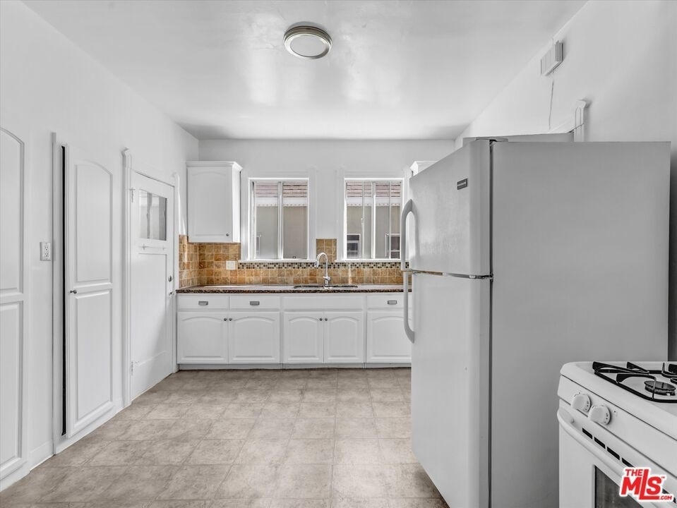 6407 Orange Street - Photo 12