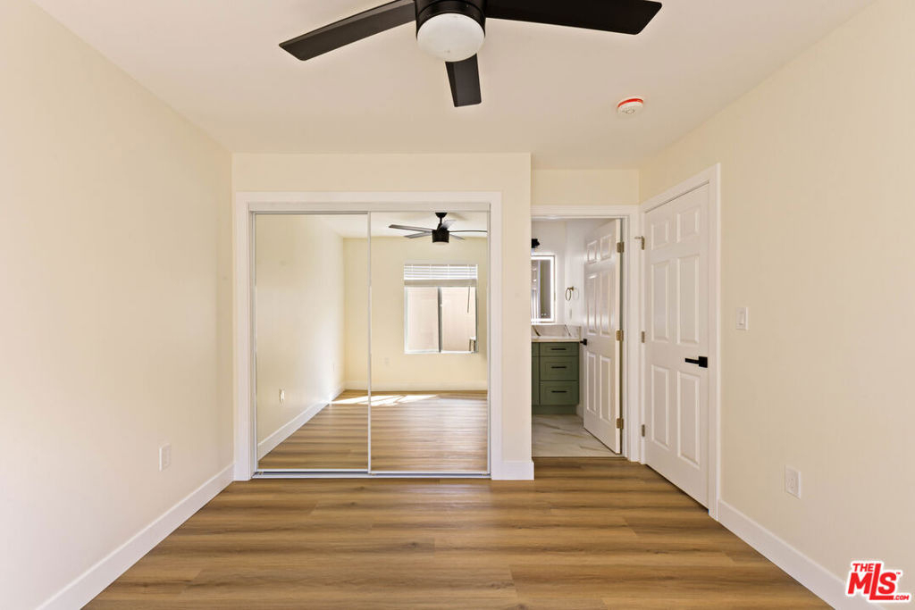 340 1/2 S. Avenue 56 - Photo 15