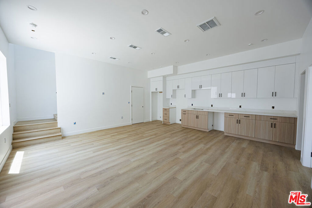 11223 Tiara Street - Photo 17