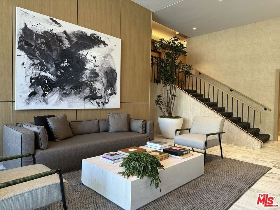 999 Doheny Drive - Photo 15