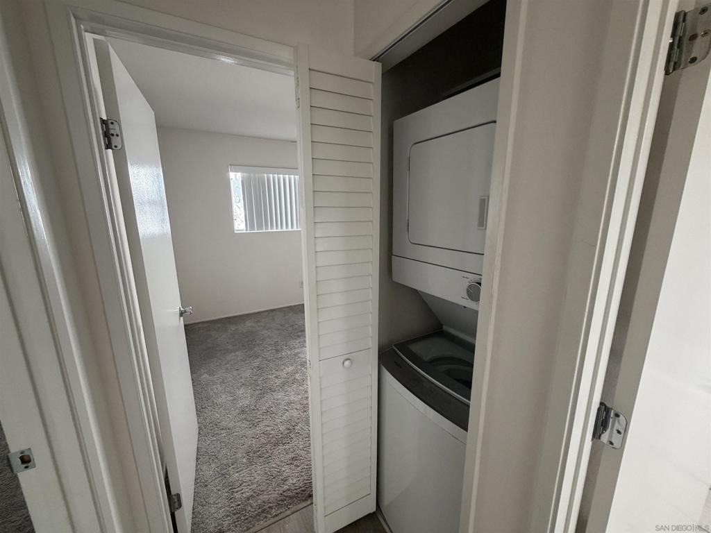1112 Thomas Avenue - Photo 16