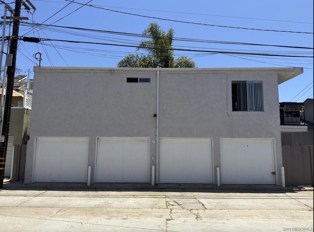 1112 Thomas Avenue - Photo 25