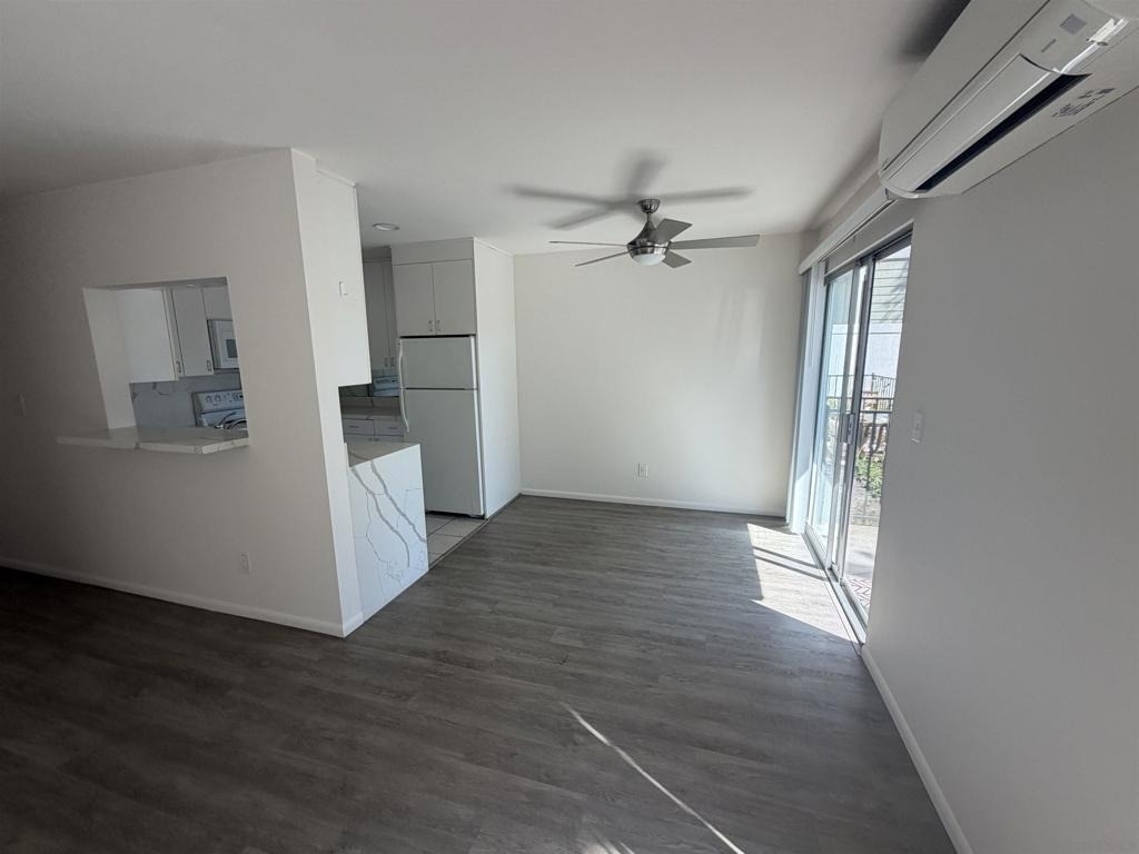 1112 Thomas Avenue - Photo 6