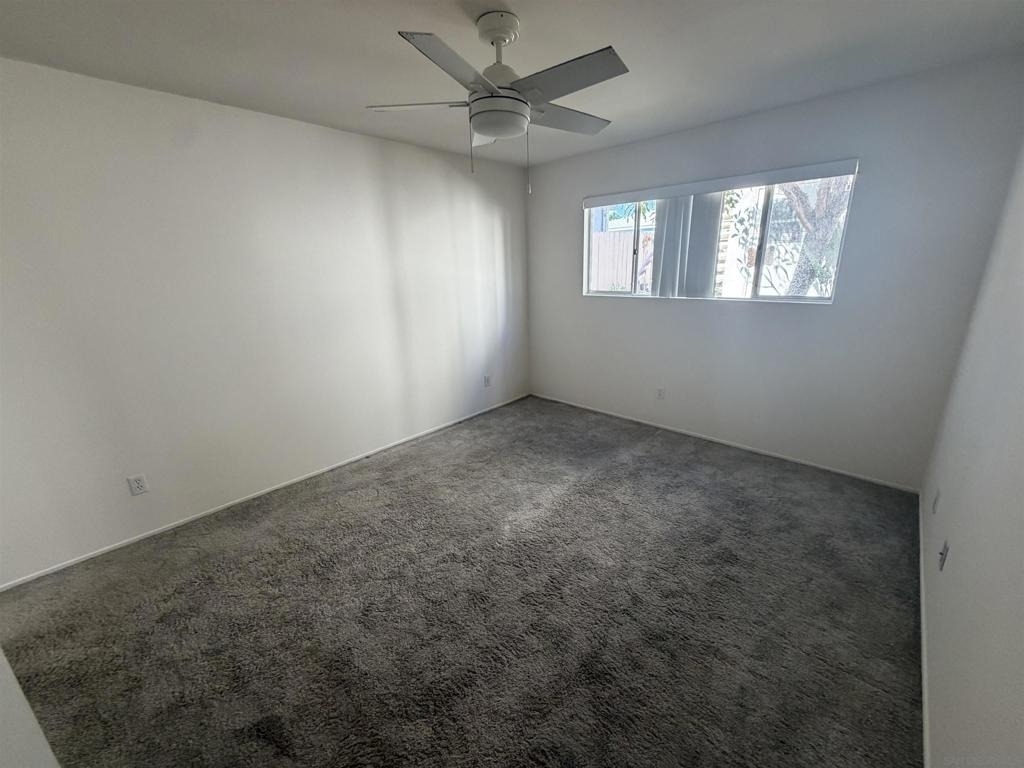 1112 Thomas Avenue - Photo 17