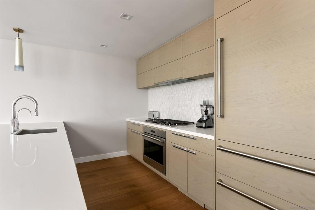 888 W E Street - Photo 6