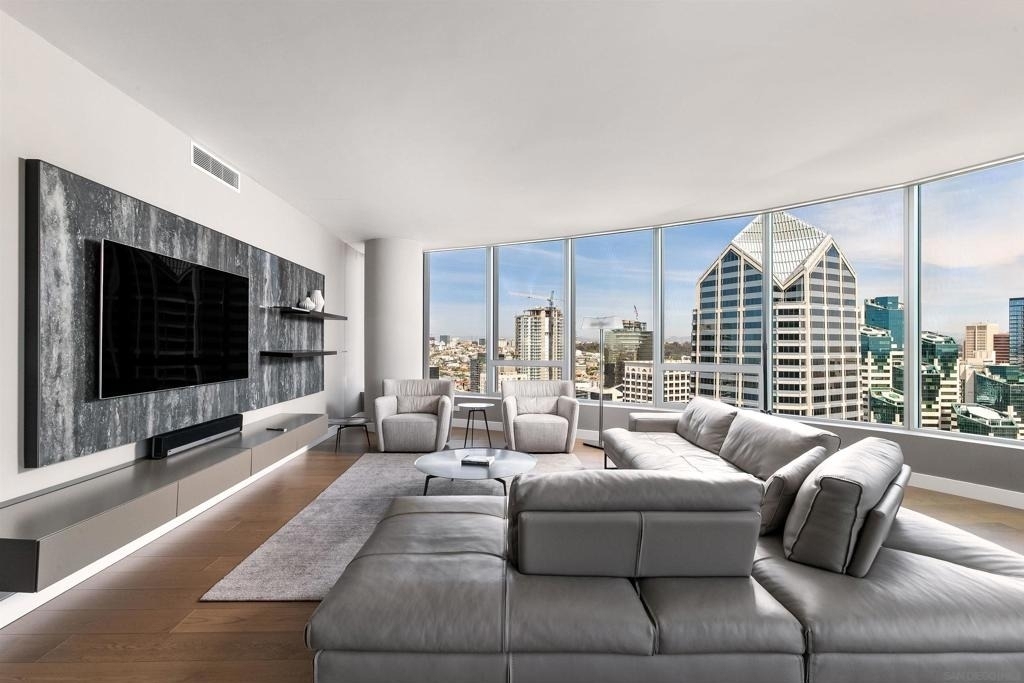 888 W E Street - Photo 8