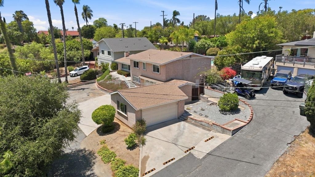 352 Beaumont Drive - Photo 8