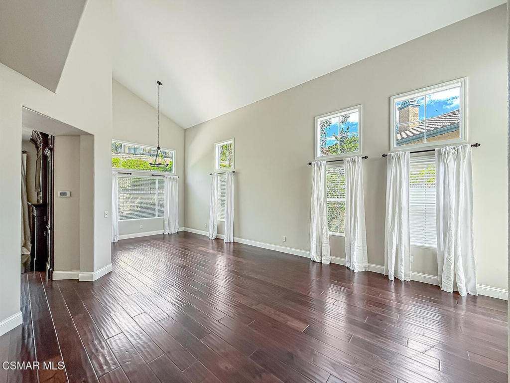 3159 Foxtail Court - Photo 6