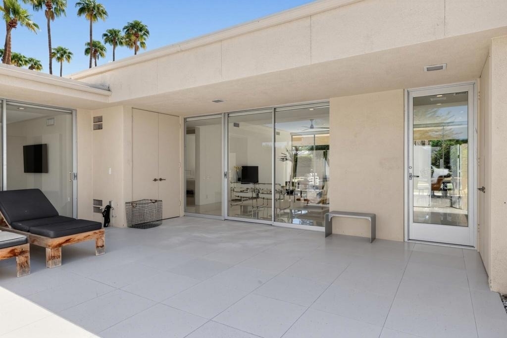 340 Desert Lakes Drive - Photo 1