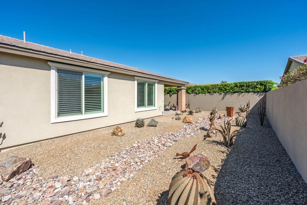 51270 N Two Palms Way - Photo 32