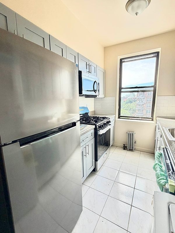 Bowne Street - Photo 14