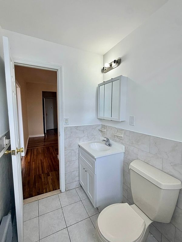 Bowne Street - Photo 16