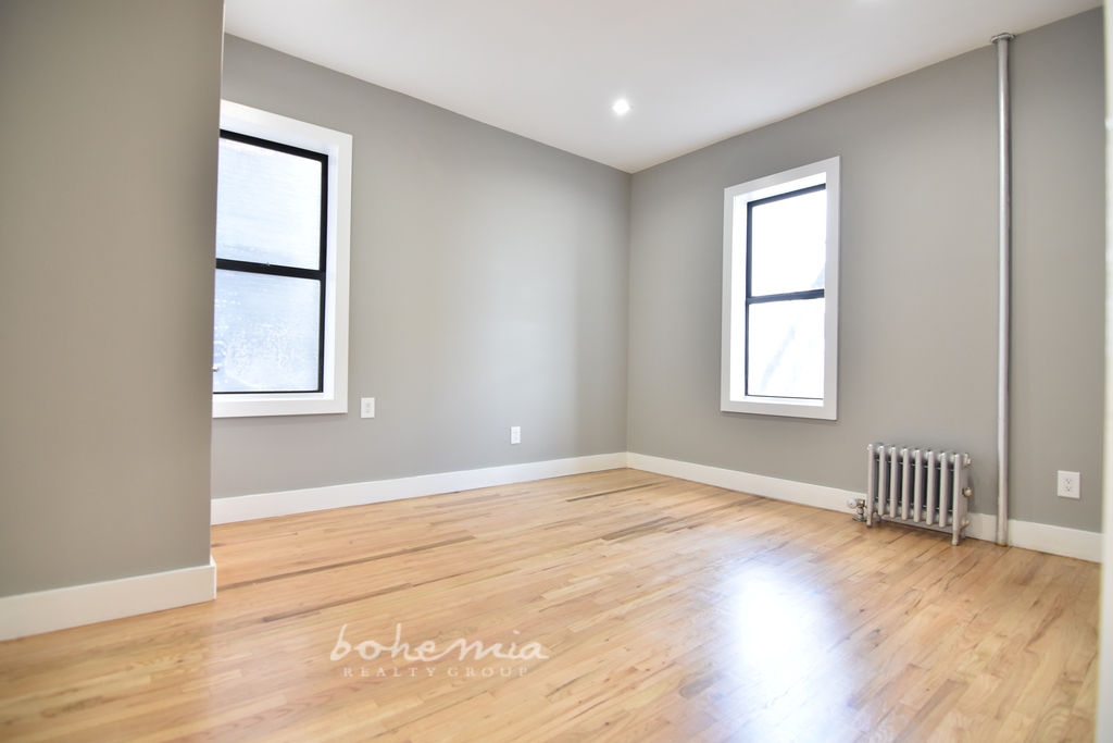 Wadsworth Avenue - Photo 8
