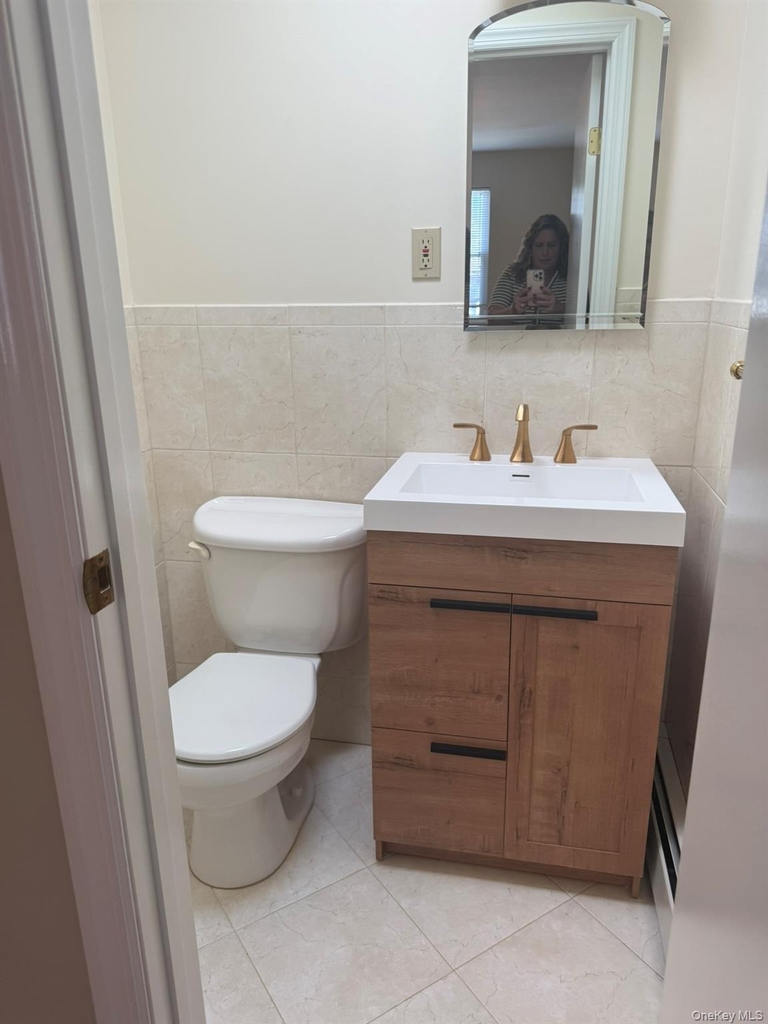 144-47 28th Avenue - Photo 2