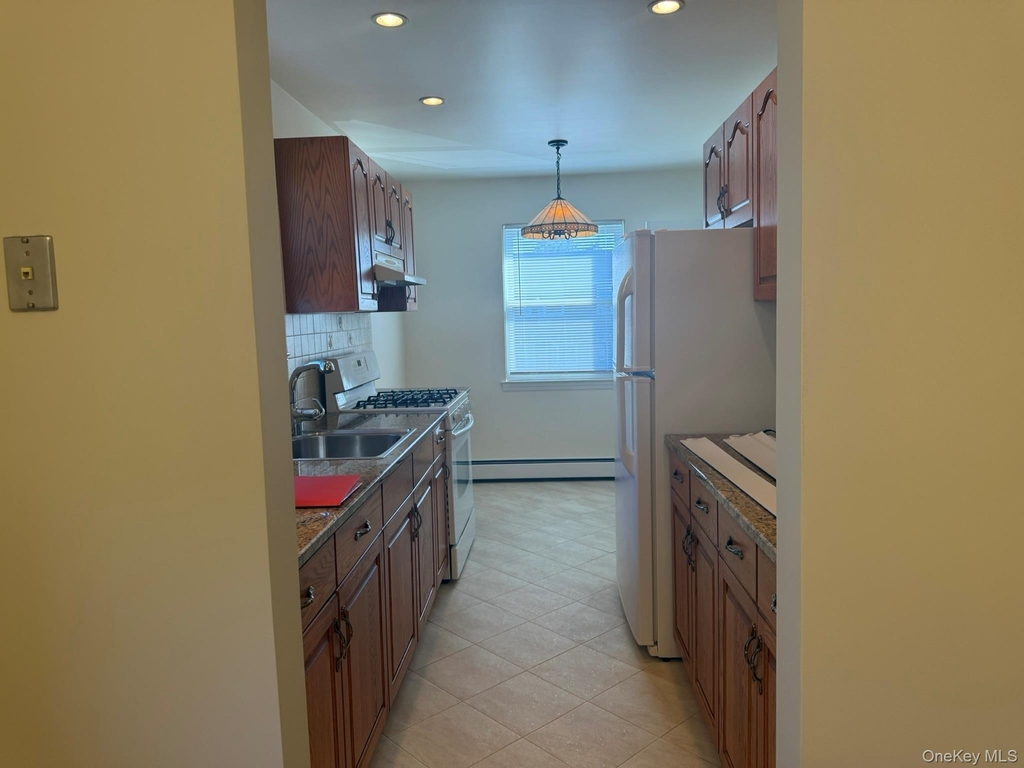 144-47 28th Avenue - Photo 8