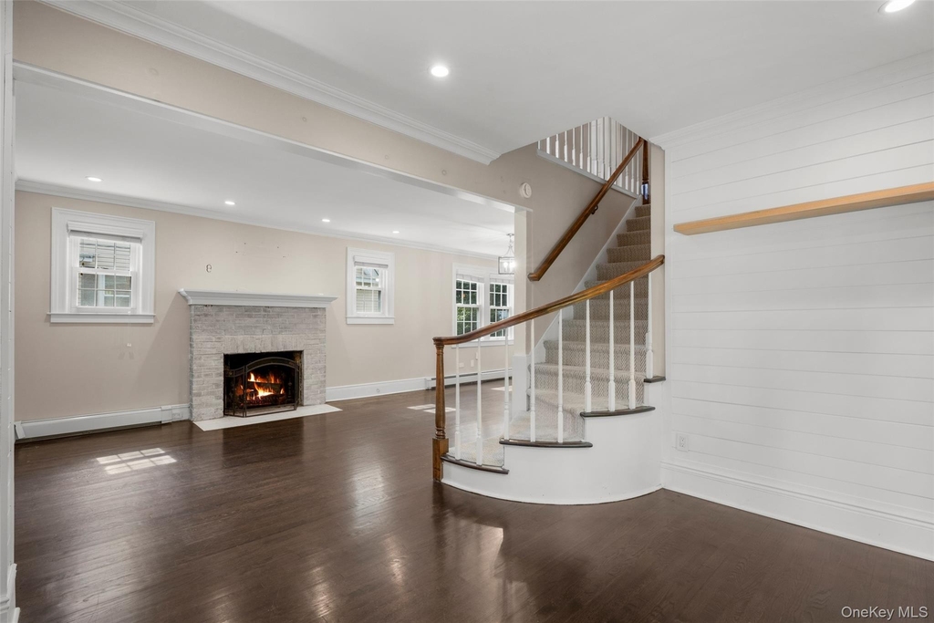 81 Chestnut Avenue - Photo 3