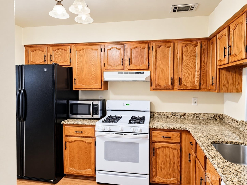 107 Woodbridge Commons Way - Photo 5