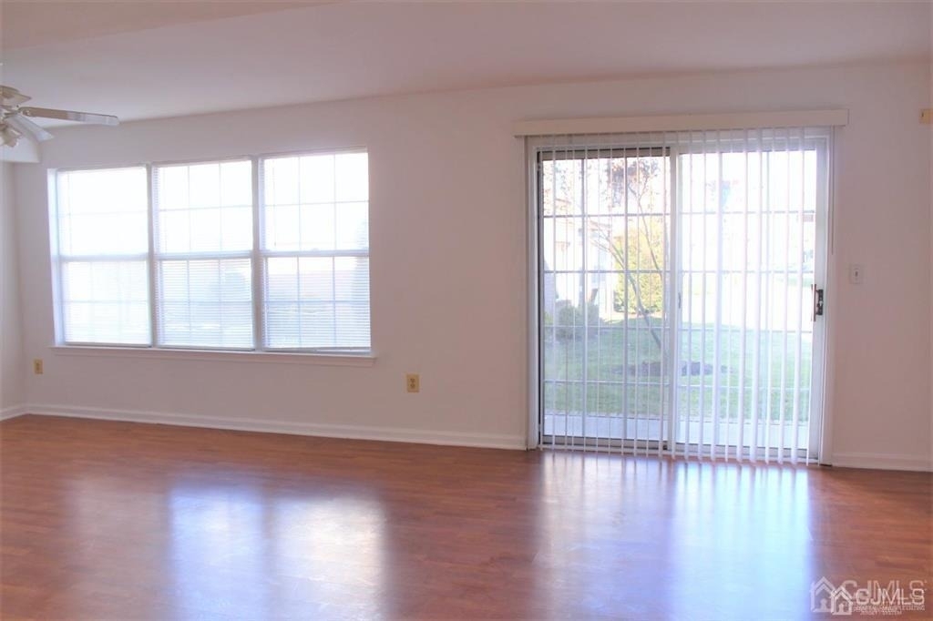 306 Plymouth Road - Photo 7
