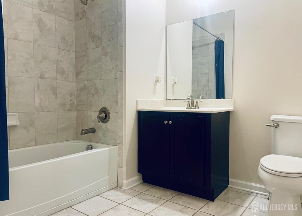 728 Strassle Way - Photo 8