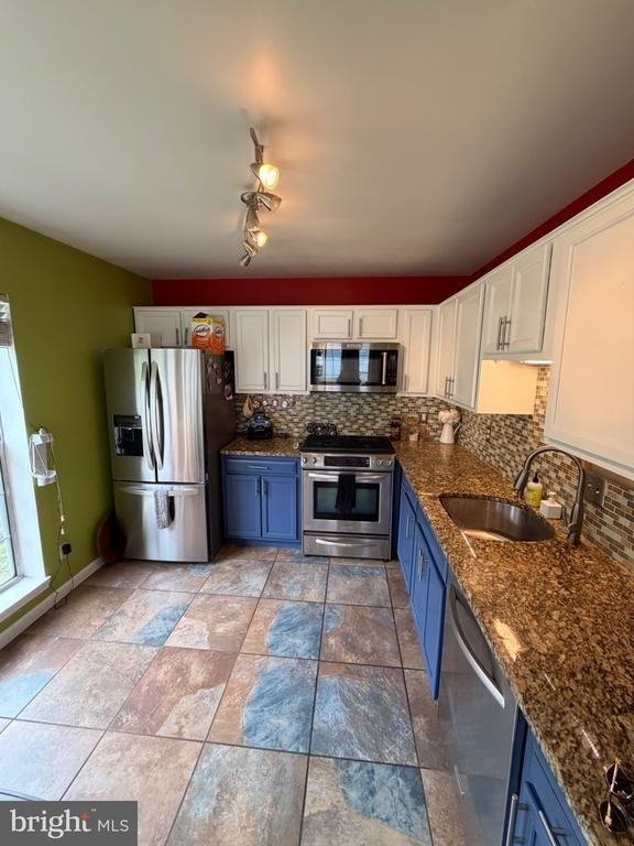 9258 Cardinal Forest Lane - Photo 5