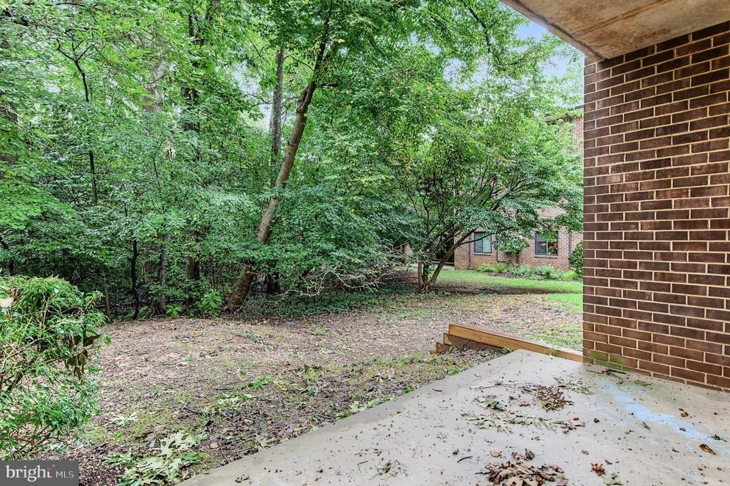 1523 Northgate Square - Photo 27
