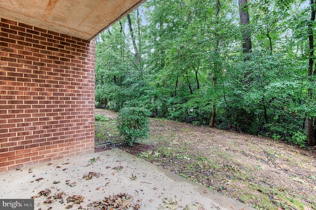 1523 Northgate Square - Photo 28