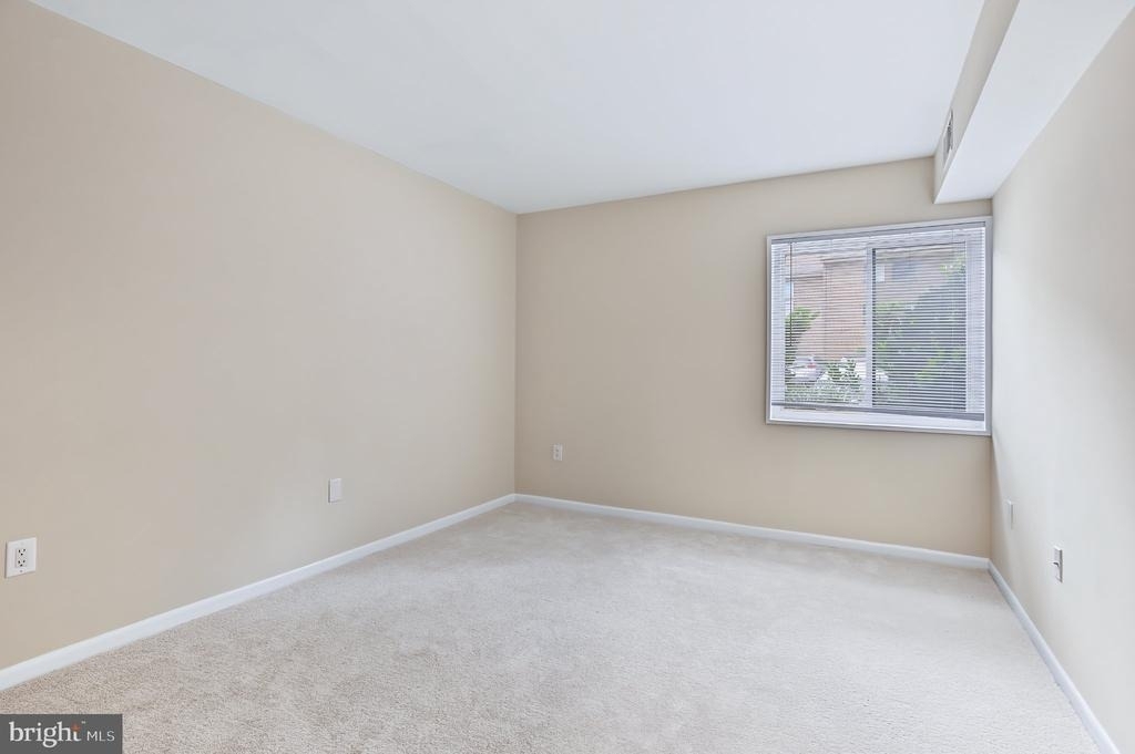 1523 Northgate Square - Photo 22