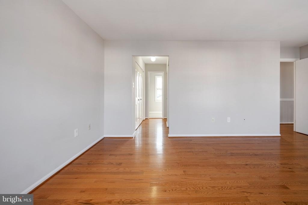10691 John Ayres Drive - Photo 32