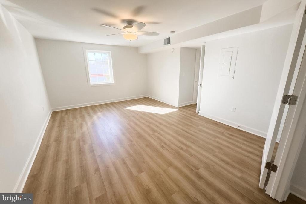 380 Broadview Avenue - Photo 3