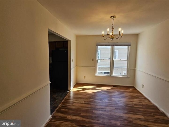 806 Grove Avenue - Photo 3