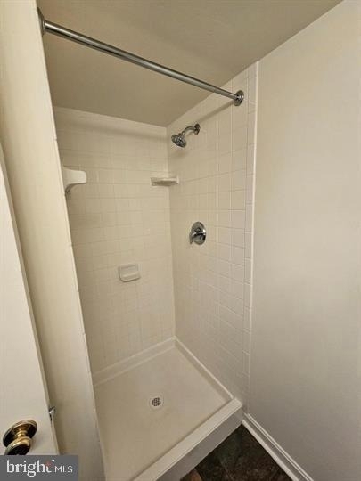 806 Grove Avenue - Photo 13