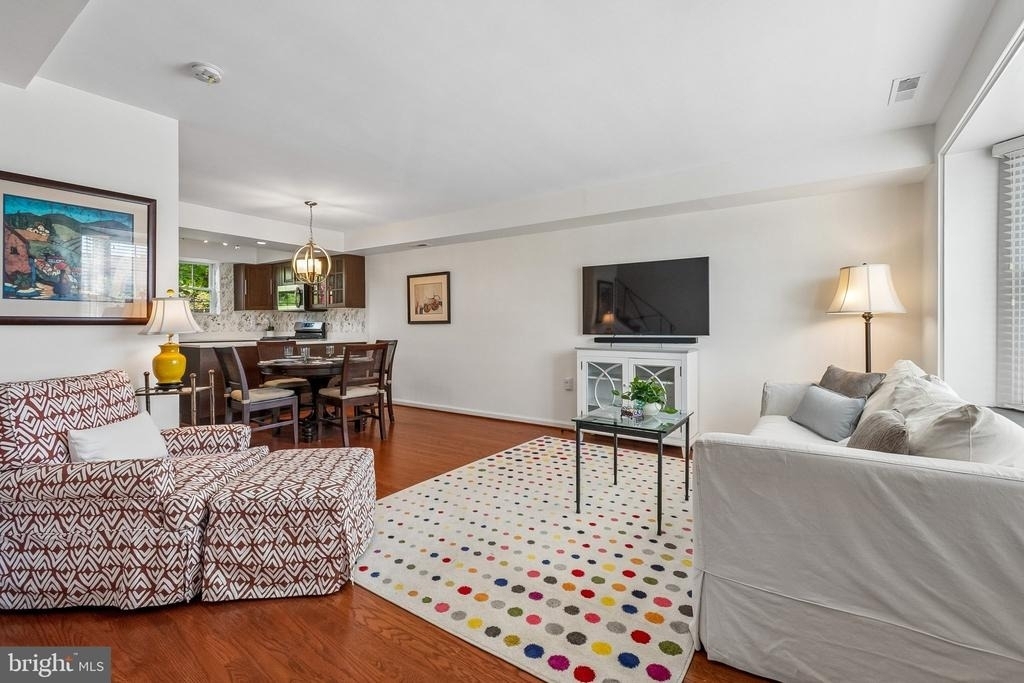 3812 Jason Avenue - Photo 4