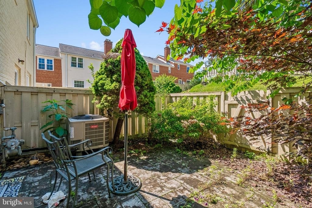 3812 Jason Avenue - Photo 18