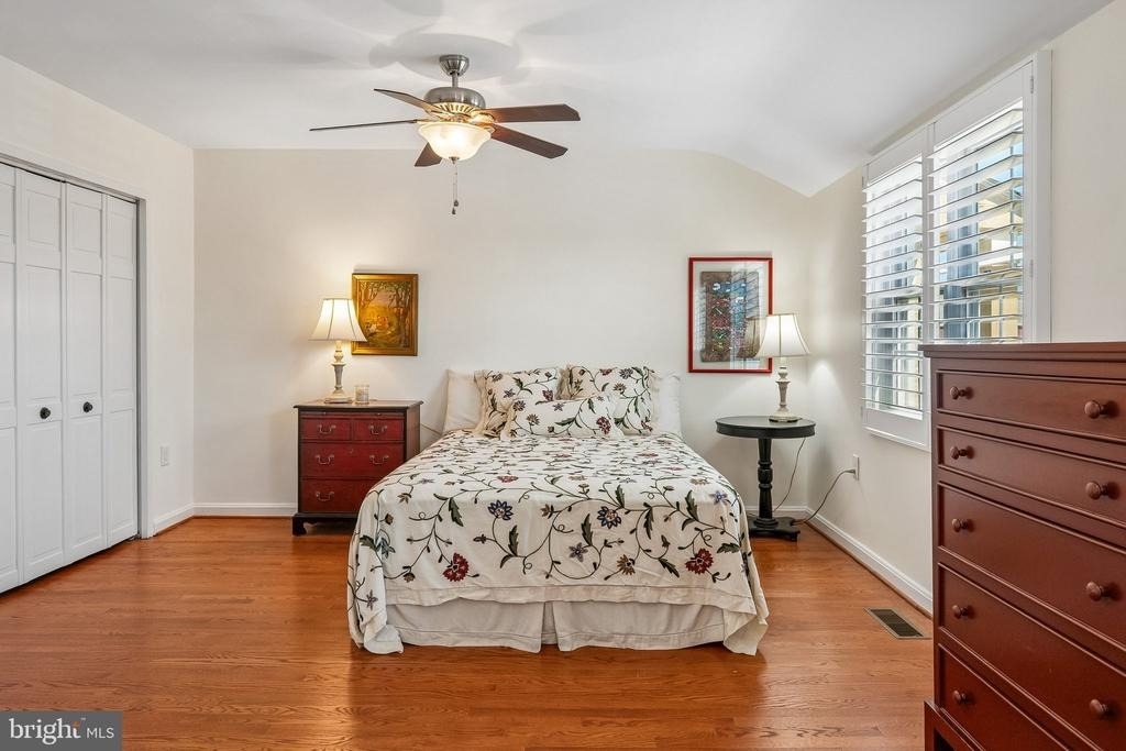 3812 Jason Avenue - Photo 12