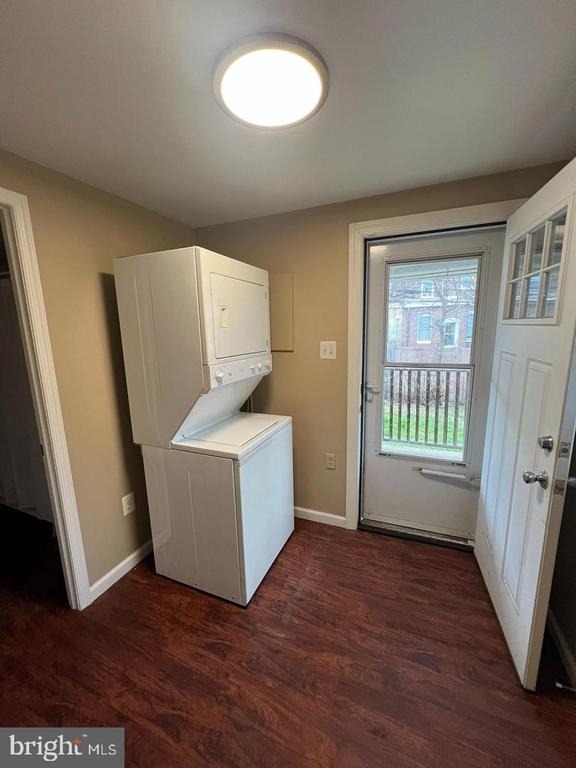 6615 Hegerman Street - Photo 7