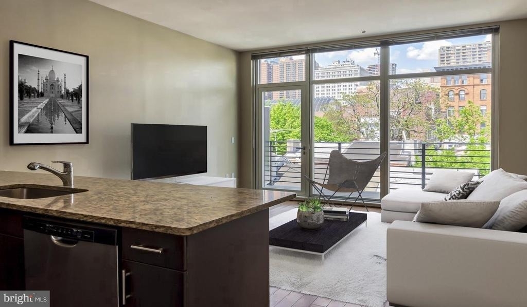 521 S Broad Street - Photo 4