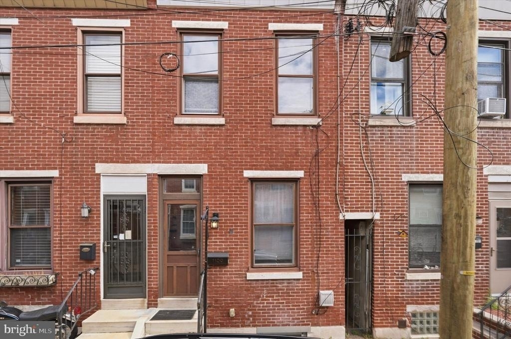 1109 E Wilt Street - Photo 1