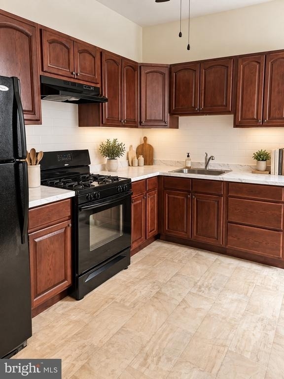 3312 Arnold Street - Photo 2