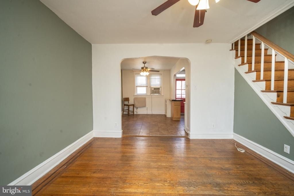 111 Rosemar Street - Photo 2