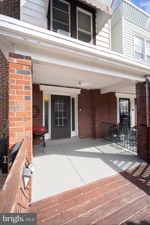 111 Rosemar Street - Photo 1
