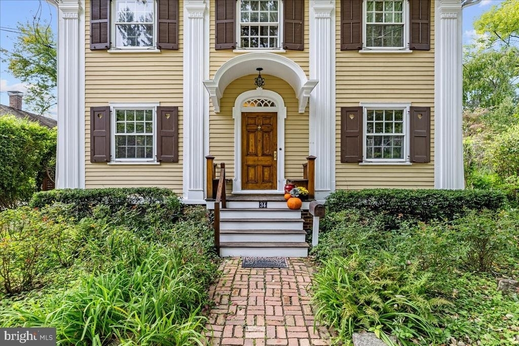 34 Edgehill Street - Photo 6