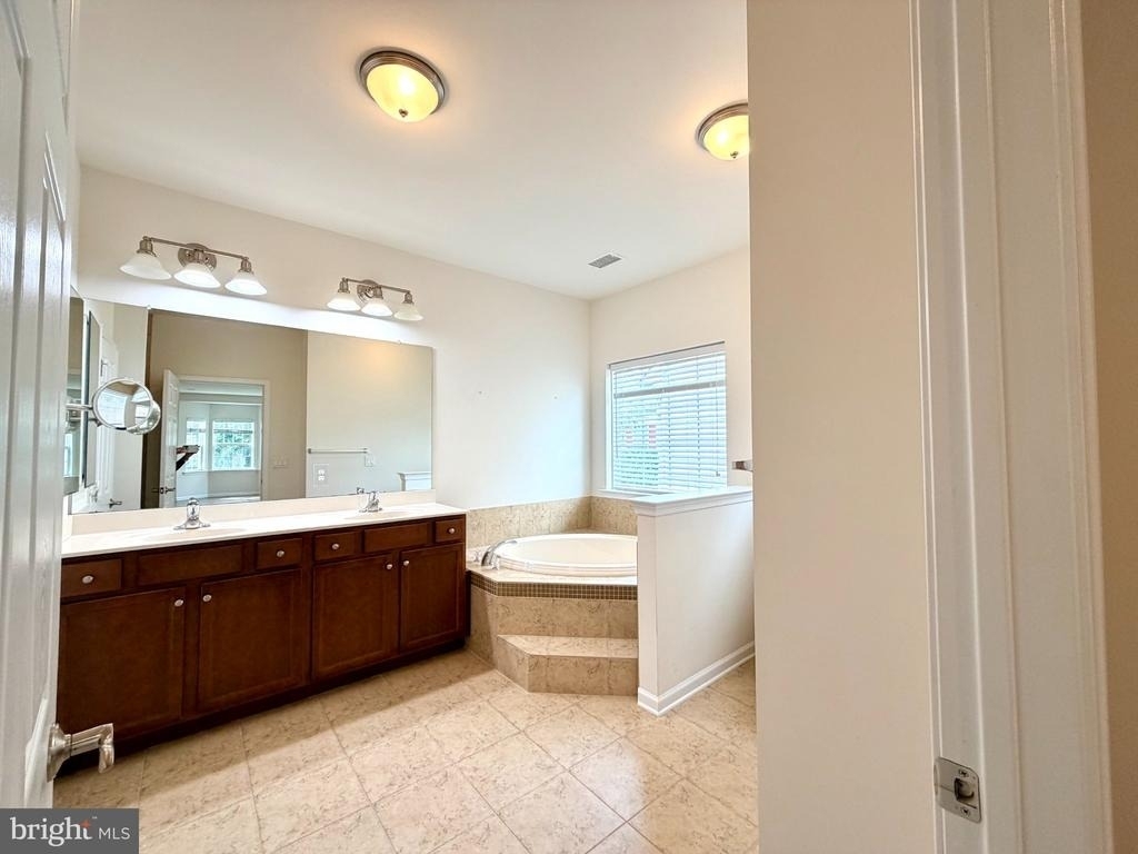 37 Murano Drive - Photo 12